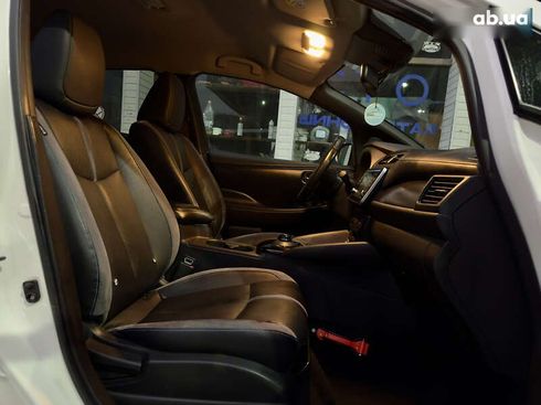 Nissan Leaf 2019 - фото 3