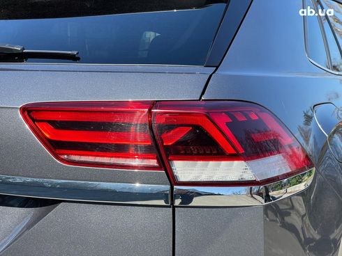 Volkswagen Atlas 2020 серый - фото 36