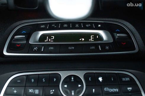 Renault Scenic 2009 - фото 23