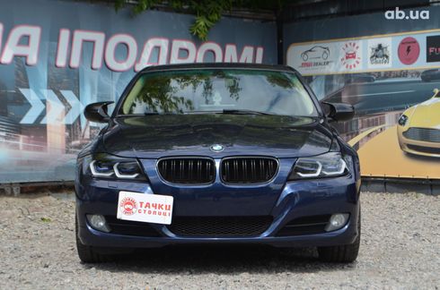 BMW 3 серия 2011 синий - фото 2