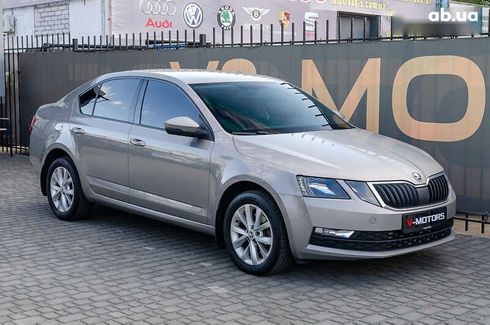 Skoda Octavia 2017 - фото 3