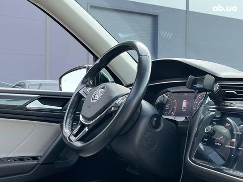 Volkswagen Tiguan 2018 черный - фото 180
