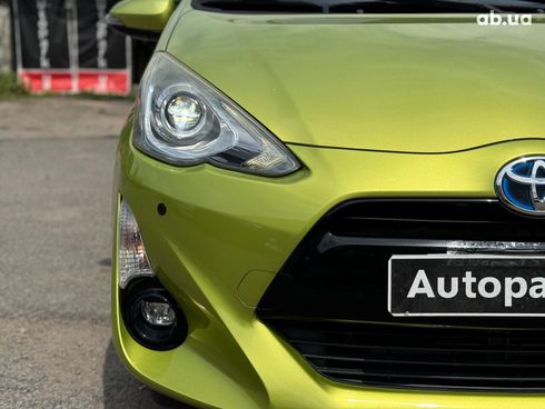 Toyota Aqua 2015 зеленый - фото 12