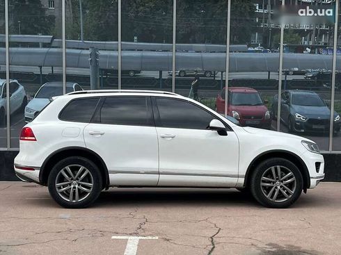 Volkswagen Touareg 2015 - фото 4
