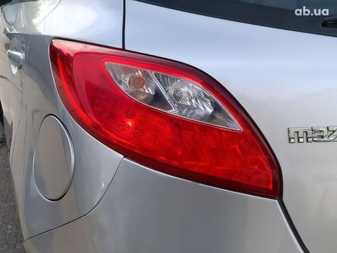 Mazda 2 2007 серый - фото 19