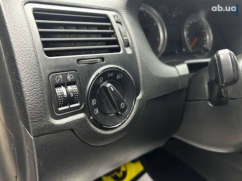 Volkswagen Bora 2000 - фото 8