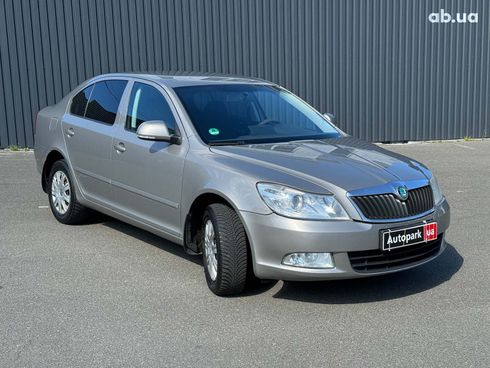 Skoda octavia a5 2011 бежевый - фото 3