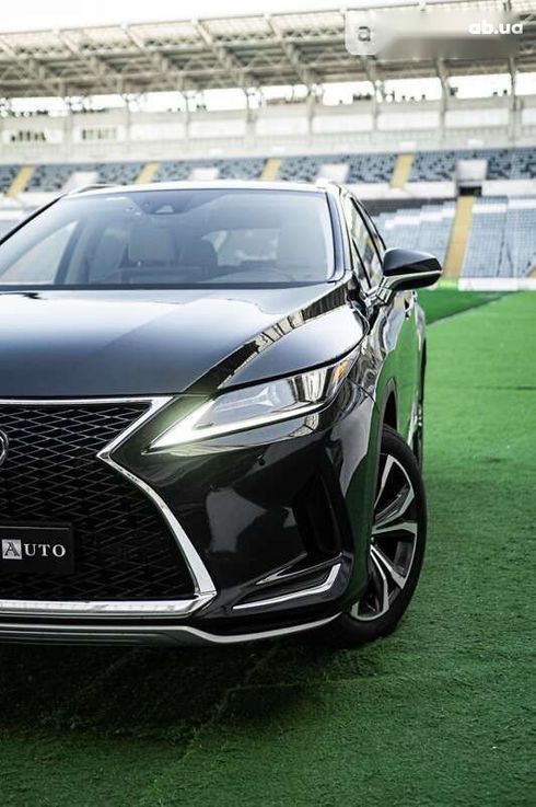 Lexus RX 2020 - фото 18