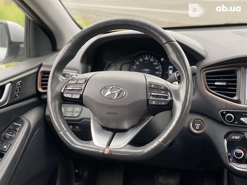 Hyundai Ioniq 2017 - фото 29