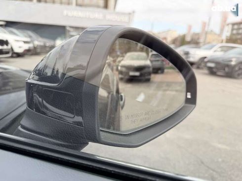 Audi A4 2018 - фото 24