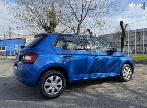 Skoda Fabia 2017 - фото 19