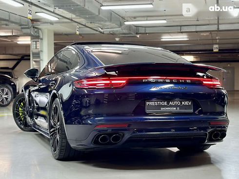 Porsche Panamera 2017 - фото 28