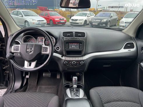 Dodge Journey 2018 серый - фото 36