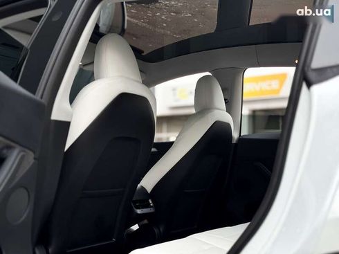 Tesla Model Y 2024 - фото 16