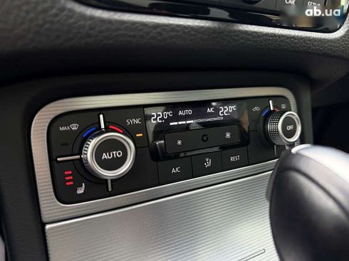 Volkswagen Touareg 2015 - фото 21