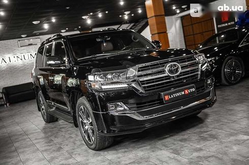 Toyota Land Cruiser 2020 - фото 3