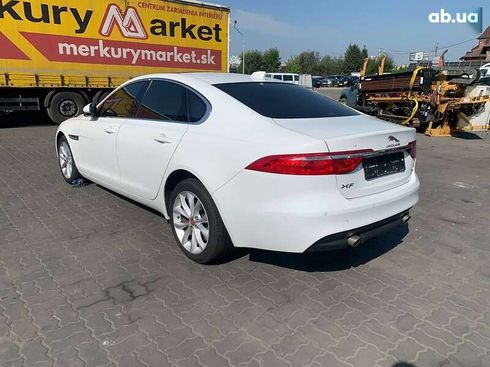 Jaguar XF 2018 - фото 5