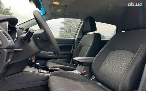 Mitsubishi Outlander 2019 - фото 9