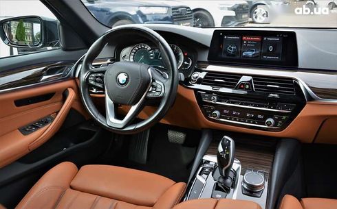 BMW 5 серия 2018 - фото 25