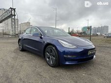 Продаж вживаних Tesla - купити на Автобазарі