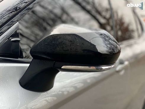 Toyota Camry 2020 - фото 20