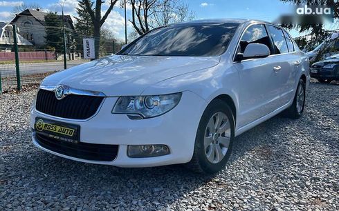 Skoda Superb 2012 - фото 3