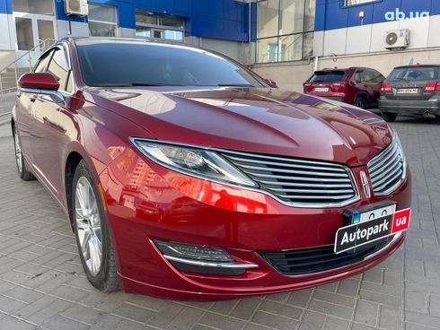 Lincoln MKZ 2013 красный - фото 14