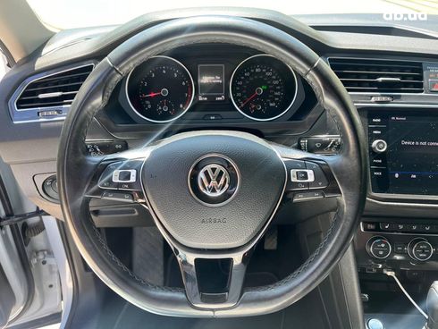 Volkswagen Tiguan 2017 белый - фото 5