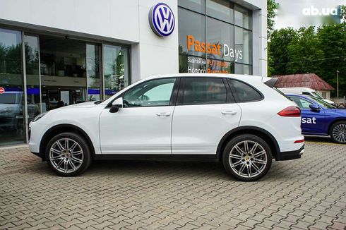 Porsche Cayenne 2017 - фото 8