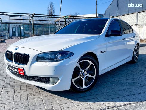 BMW 5 серия 2013 белый - фото 1