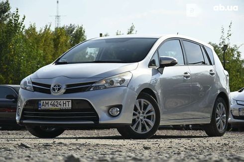 Toyota Verso 2015 - фото 6