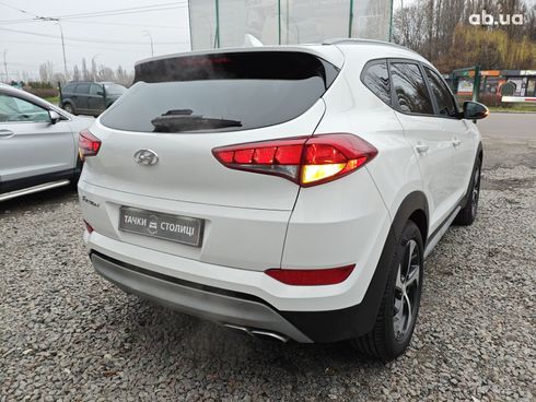 Hyundai Tucson 2018 белый - фото 6