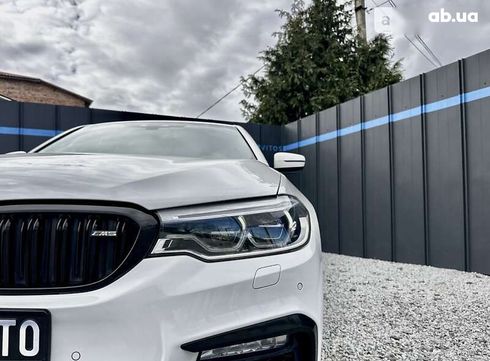 BMW 5 серия 2017 - фото 27