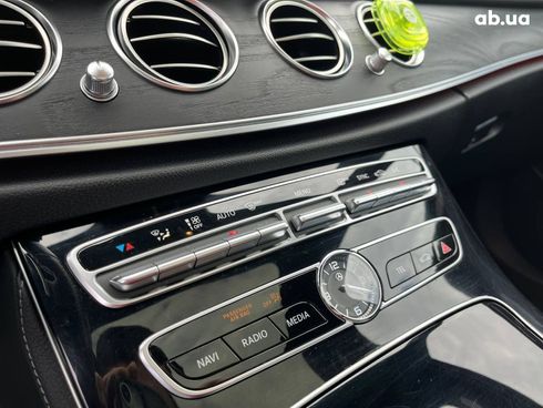 Mercedes-Benz E-Класс 2016 серый - фото 10