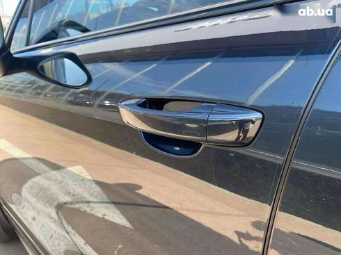 Volkswagen Touareg 2018 - фото 11