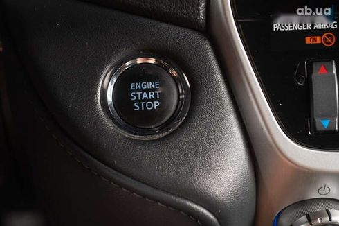 Toyota Land Cruiser 2018 - фото 18