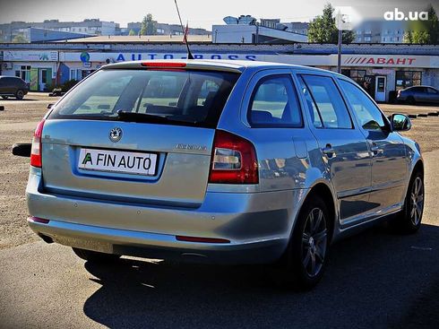 Skoda Octavia 2009 - фото 2