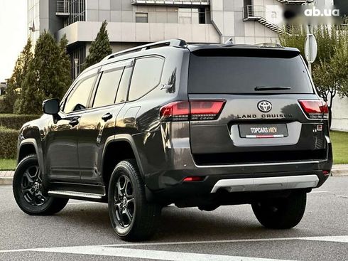 Toyota Land Cruiser 2021 - фото 8