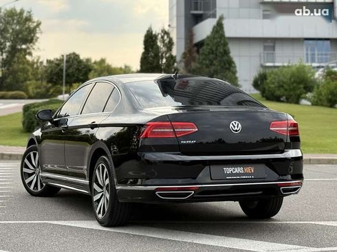 Volkswagen Passat 2018 - фото 8