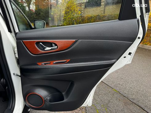 Nissan Rogue 2014 белый - фото 32