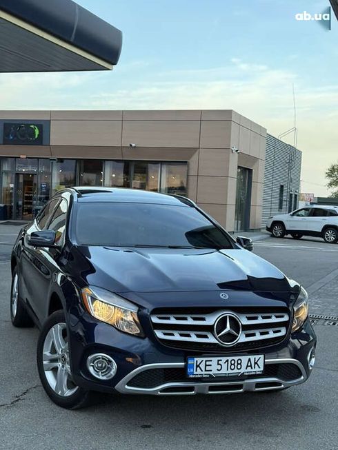 Mercedes-Benz GLA-Класс 2017 - фото 12