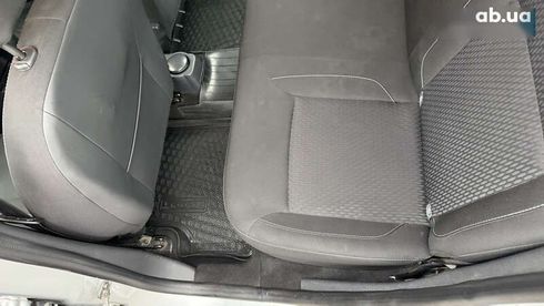 Renault Logan 2017 - фото 30