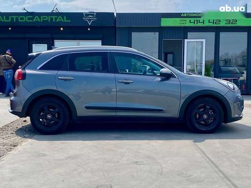 Kia Niro 2017 - фото 14