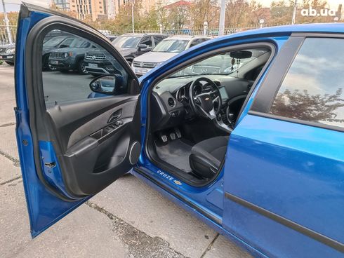 Chevrolet Cruze 2011 синий - фото 17