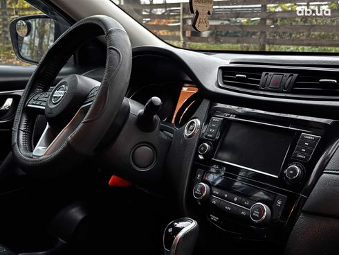Nissan Rogue 2019 серый - фото 30