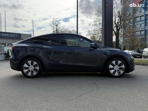 Tesla Model Y 2024 - фото 8