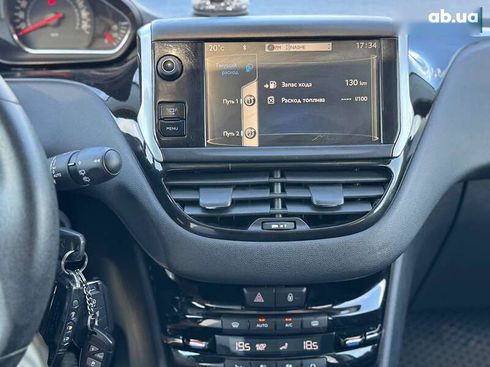 Peugeot 208 2013 - фото 30