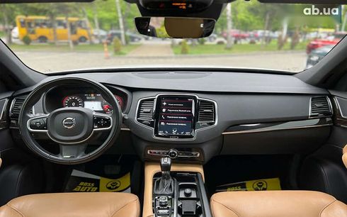 Volvo XC90 2017 - фото 15