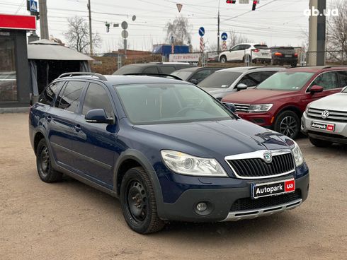 Skoda octavia a5 combi scout 2012 синий - фото 4