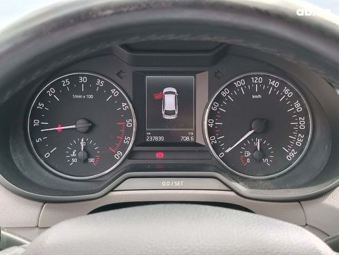 Skoda Octavia 2015 серый - фото 20